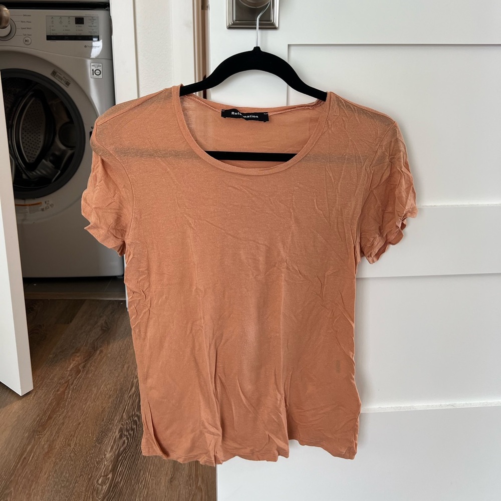 Reformation Flax Relaxed Crew Tee in Buff (Peach)
